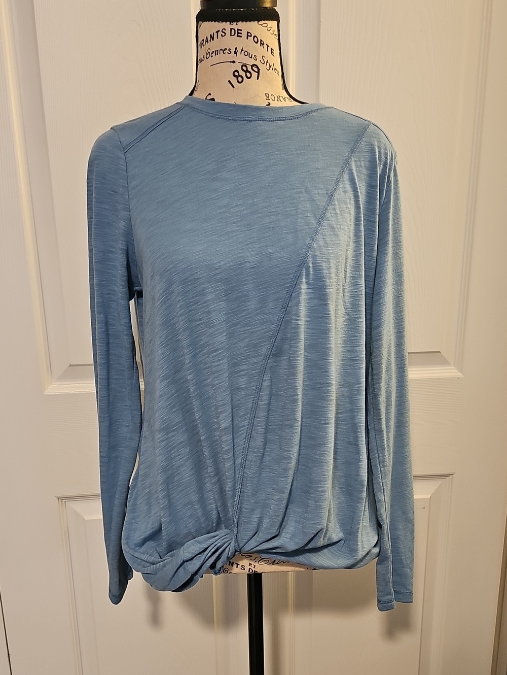 St. John's Bay Sky Blue Long Sleeve Twist Front Top